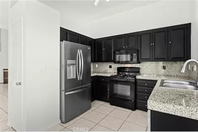 11495 Sherwood Court, Fontana, CA 92337 - Photo 9