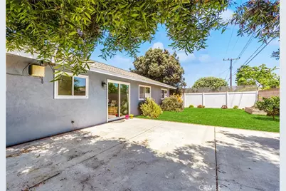 5652 Harold Pl, Huntington Beach, CA 92647 - Photo 37