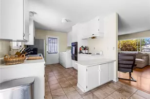 5652 Harold Pl, Huntington Beach, CA 92647 - Photo 11