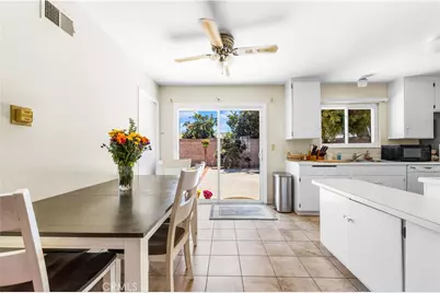 5652 Harold Pl, Huntington Beach, CA 92647 - Photo 3