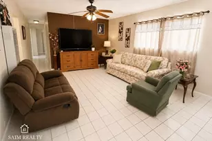 22113 22115 Seine Ave, Hawaiian Gardens, CA 90716 - Photo 11