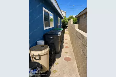 22113 22115 Seine Avenue, Hawaiian Gardens, CA 90716 - Photo 17
