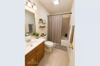 22113 22115 Seine Avenue, Hawaiian Gardens, CA 90716 - Photo 3
