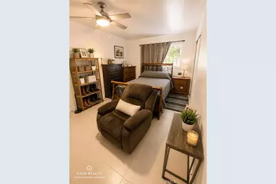 22113 22115 Seine Avenue, Hawaiian Gardens, CA 90716 - Photo 5
