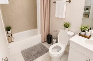 22113 22115 Seine Ave, Hawaiian Gardens, CA 90716 - Photo 9