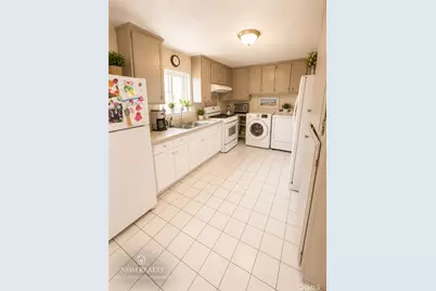 22113 22115 Seine Avenue, Hawaiian Gardens, CA 90716 - Photo 15