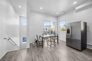 1171 W 36th Pl, Los Angeles, CA 90007 - Photo 9