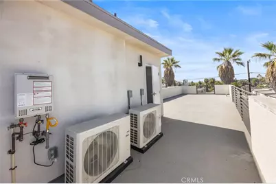 1171 W 36th Pl, Los Angeles, CA 90007 - Photo 25
