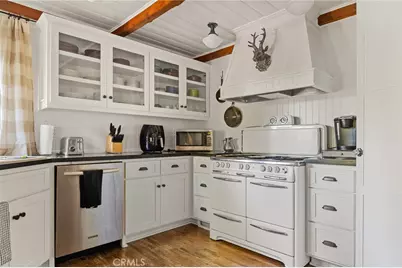 137 John Muir, Lake Arrowhead, CA 92352 - Photo 13