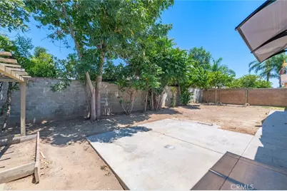545 E Spruce Street, Ontario, CA 91761 - Photo 25