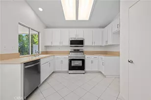 23955 Via Astuto, Murrieta, CA 92562 - Photo 13