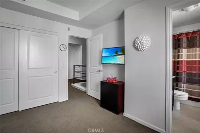 201 E Angeleno #105, Burbank, CA 91502 - Photo 31