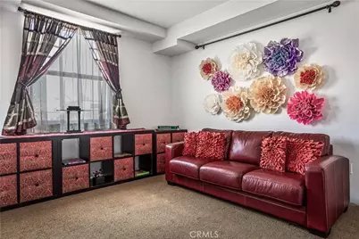 201 E Angeleno #105, Burbank, CA 91502 - Photo 9