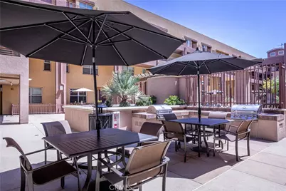 201 E Angeleno #105, Burbank, CA 91502 - Photo 37