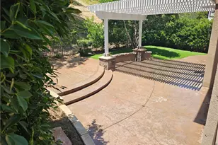 131 Brooks Ct, Simi Valley, CA 93065 - Photo 33