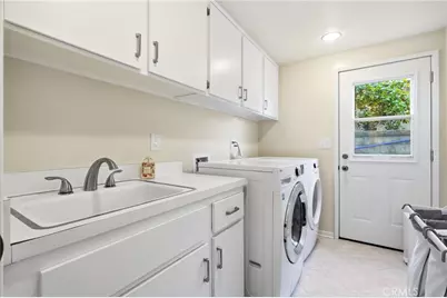 27411 Betanzos, Mission Viejo, CA 92692 - Photo 23