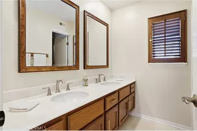 27411 Betanzos, Mission Viejo, CA 92692 - Photo 39