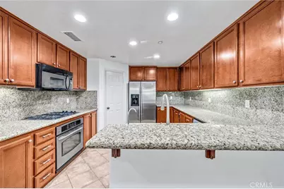 231 Lonetree, Irvine, CA 92603 - Photo 7