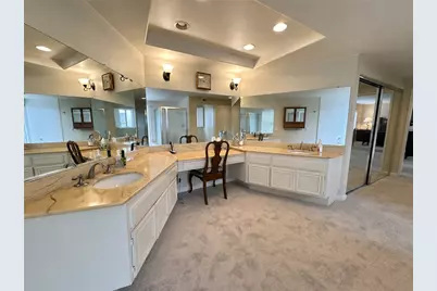 1025 Cannonade, Costa Mesa, CA 92626 - Photo 37