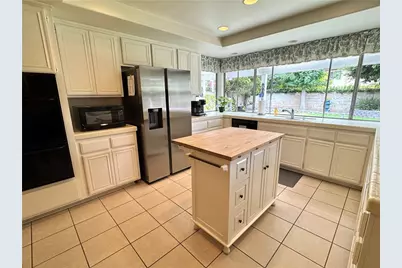 1025 Cannonade, Costa Mesa, CA 92626 - Photo 17
