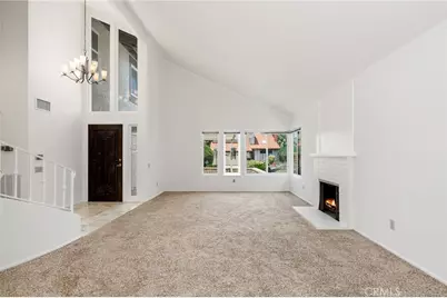 4955 Via Papel, San Diego, CA 92122 - Photo 5