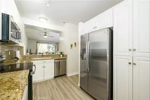 20301 Bluffside Cir, Huntington Beach, CA 92646 - Photo 9