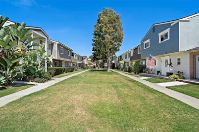 8215 Deerfield Drive, Huntington Beach, CA 92646 - Photo 29