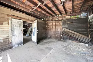 1338 4th, Los Angeles, CA 90019 - Photo 19