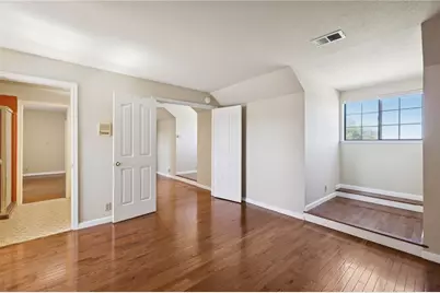 27220 Carrington, Los Altos Hills, CA 94022 - Photo 57