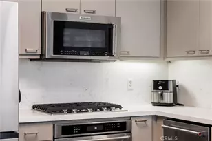 435 W Center Street Promenade, Anaheim, CA 92805 - Photo 3