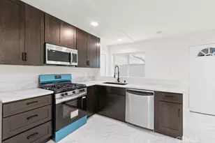 1578 San Bernardino, Costa Mesa, CA 92627 - Photo 37