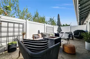 2504 University, Newport Beach, CA 92660 - Photo 23
