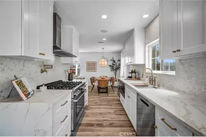 4155 Keever Avenue, Long Beach, CA 90807 - Photo 11