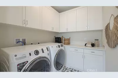 2146 Aneto Way, Santa Paula, CA 93060 - Photo 23