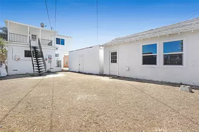 9111 S Halldale Avenue, Los Angeles, CA 90047 - Photo 19