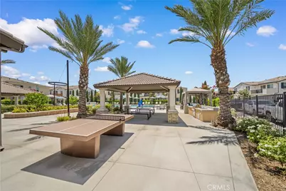 7109 Vernazza, Jurupa, CA 92880 - Photo 37
