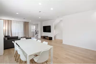 916 916 E 3rd St, Santa Ana, CA 92701 - Photo 9