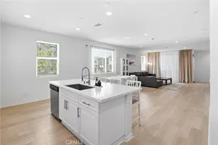 916 916 E 3rd St, Santa Ana, CA 92701 - Photo 3