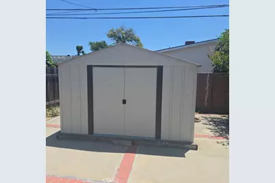 1115 N Townsend Street, Santa Ana, CA 92703 - Photo 13