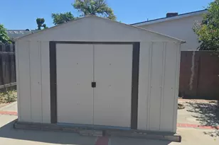 1115 N Townsend St, Santa Ana, CA 92703 - Photo 13