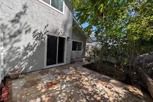 25255 Avenida Dorena, Newhall, CA 91321 - Photo 29