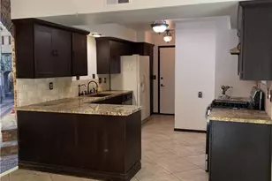 25255 Avenida Dorena, Newhall, CA 91321 - Photo 11