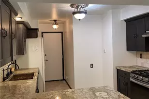 25255 Avenida Dorena, Newhall, CA 91321 - Photo 11