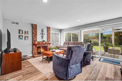 17661 Falkirk, Huntington Beach, CA 92649 - Photo 11
