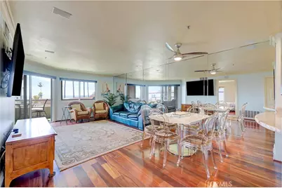 1200 Pacific Coast Highway #209, Huntington Beach, CA 92648 - Photo 7