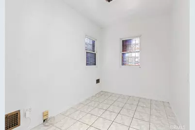 726 S Oak, Santa Ana, CA 92701 - Photo 15
