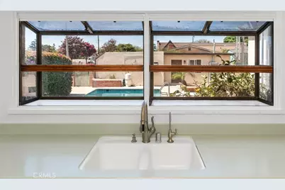 726 S Oak, Santa Ana, CA 92701 - Photo 11