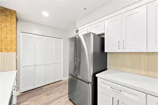 451 S Oakland Ave, Pasadena, CA 91101 - Photo 15