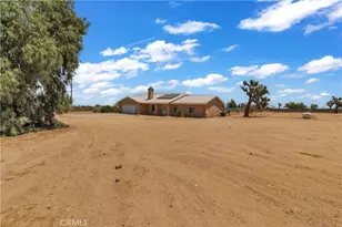 13473 Rochester, Phelan, CA 92371 - Photo 51
