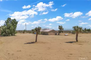 13473 Rochester, Phelan, CA 92371 - Photo 45